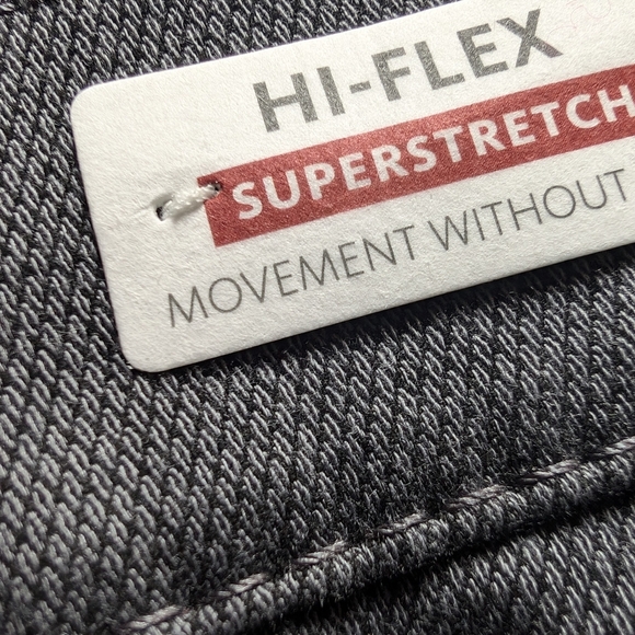 NWT's Brax jeans Men' grey 40 by 32 very soft, hi flex 48% cotton - Picture 3 of 8